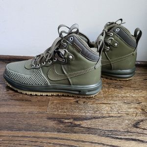 NIKE LUNAR FORCE 1 DUCKBOOT